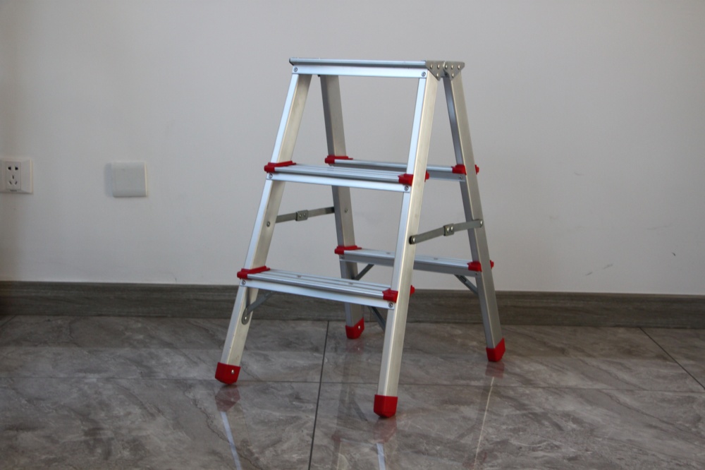 Foldable Portable Step Stool Foldable Portable Step Stool