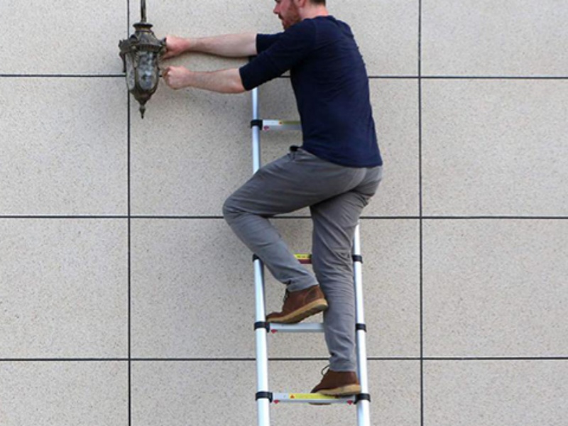How To Choose The Right Ladder According To Your Needs?