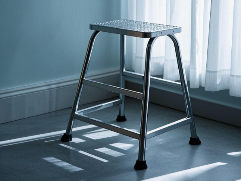 Aluminum Step Stools Vs. Other Materials