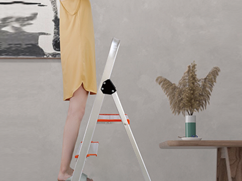 How To Choose An Aluminum Step Ladder for Indoor Use?