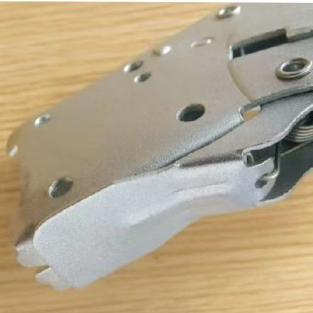 small hinge 2