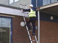 //inrorwxhlqrqlo5p.ldycdn.com/cloud/lpBpqKjjlmSRrloijknjjo/Telescopic-Ladder.jpg